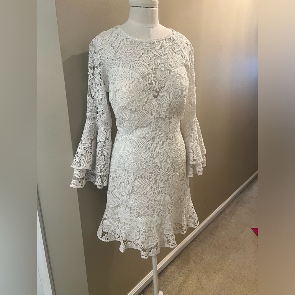2019 bebe lace mini dress